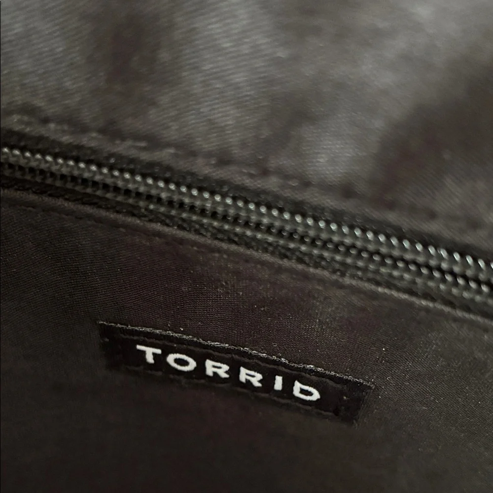 NWOT Torrid Black Grey Brown Camo Clutch Handbag